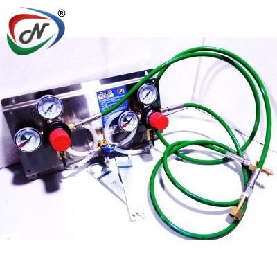  WALL MOUNTED REGULATOR WITH CHANGE OVER